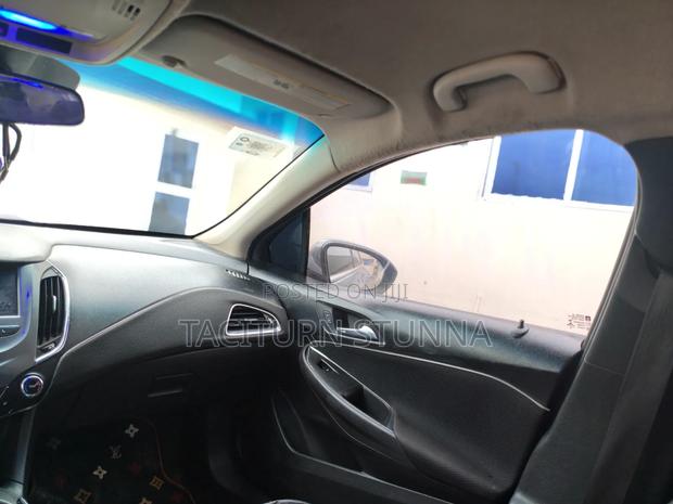 Chevrolet Cruze LT Auto 2018 Beige