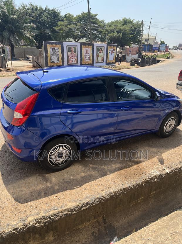Hyundai Accent 2012 Blue