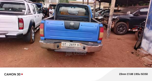 Nissan Hardbody 2007 Blue