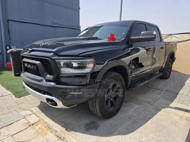 Dodge RAM 1500 5.7 Hybrid AWD 2020 Black