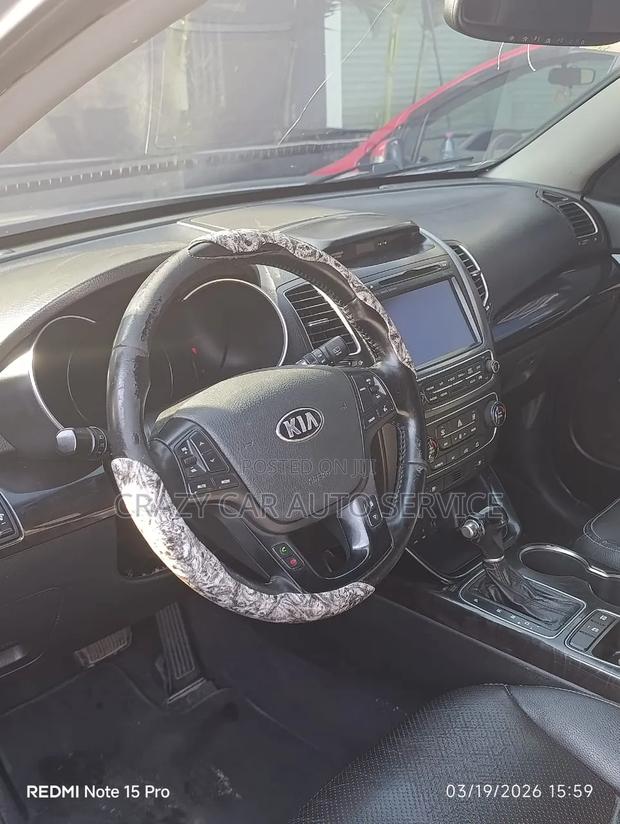 Kia Sorento 2014 Silver