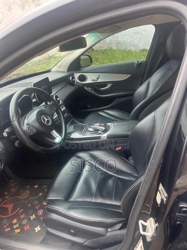 Mercedes-Benz C300 2015 Black