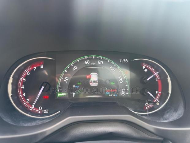 Toyota RAV4 XLE AWD 2024 Black
