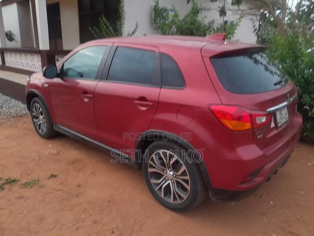 Mitsubishi Outlander Sport SE 2.4 2018 Red