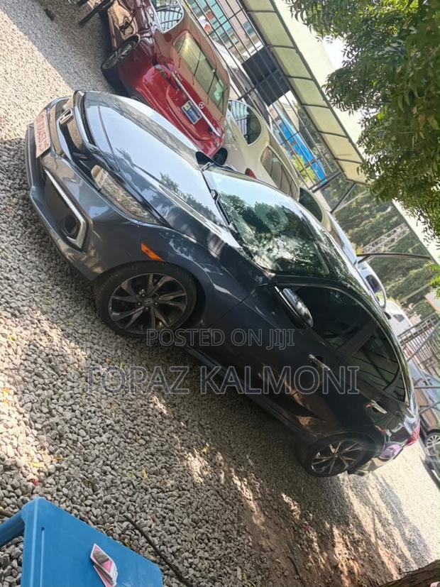 Honda Civic Touring Sedan 2019 Gray