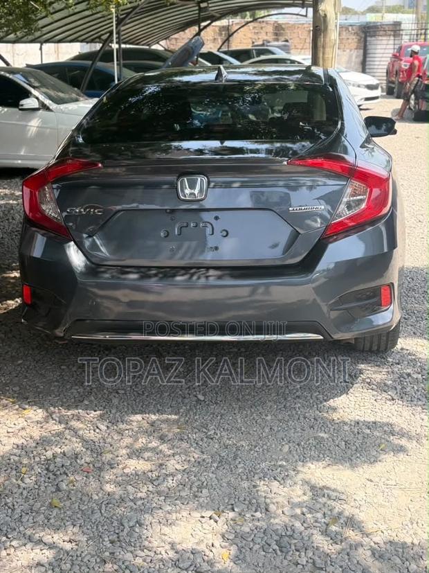 Honda Civic Touring Sedan 2019 Gray