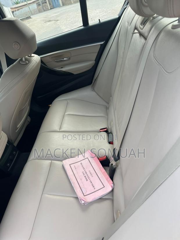 BMW 330i 2017 Blue