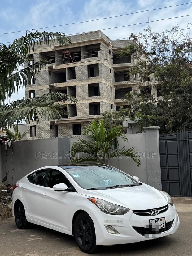 Hyundai Elantra 2013 White