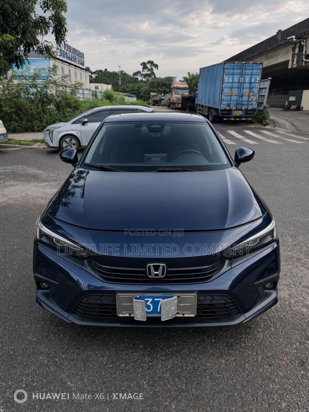 Honda Civic 2025 Blue