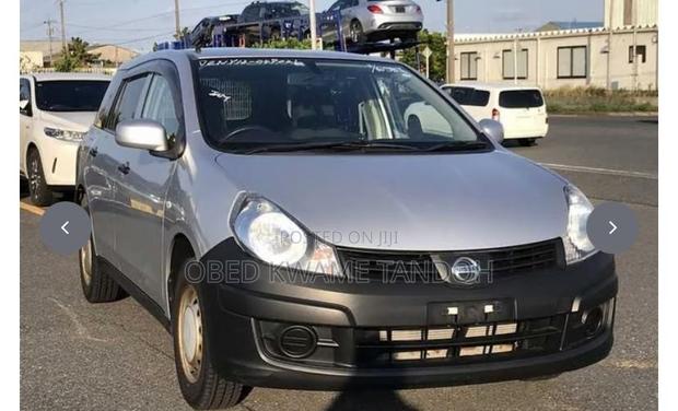 Nissan Advan 2014 Silver