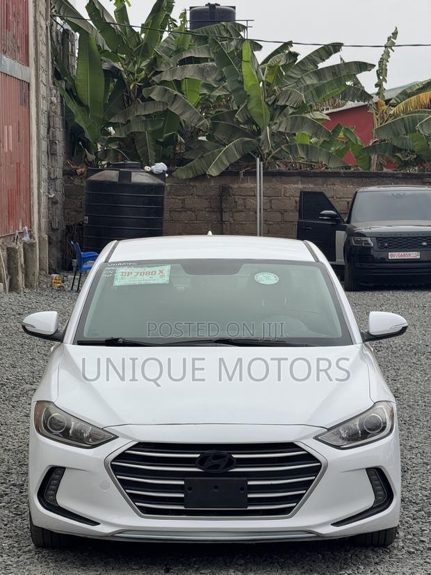 Hyundai Elantra SE 2018 White