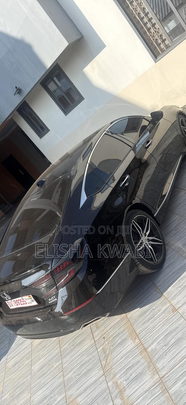 Honda Accord Touring 2.0T 2022 Black