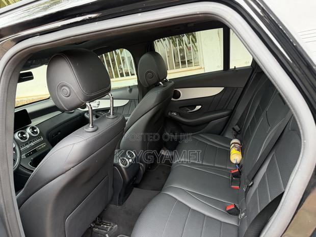 Mercedes-Benz GLC-Class 2022 Black