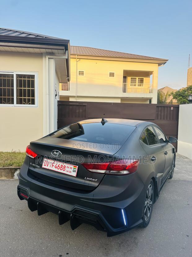 Hyundai Elantra Limited 2018 Black