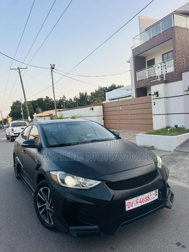 Hyundai Elantra Limited 2018 Black