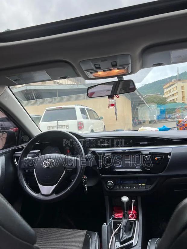 Toyota Corolla 2019 Black