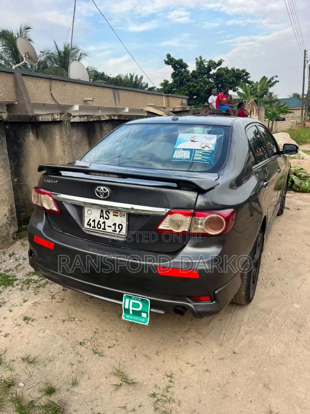 Toyota Corolla 2013 Gray