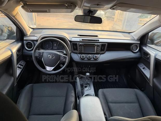 Toyota RAV4 LE AWD (2.5L 4cyl 6A) 2017 Black