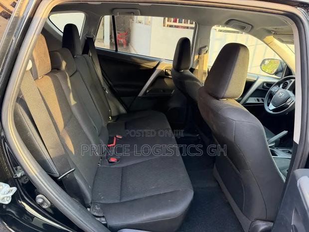 Toyota RAV4 LE AWD (2.5L 4cyl 6A) 2017 Black