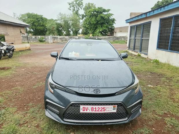 Toyota Corolla SE 2022 Gray