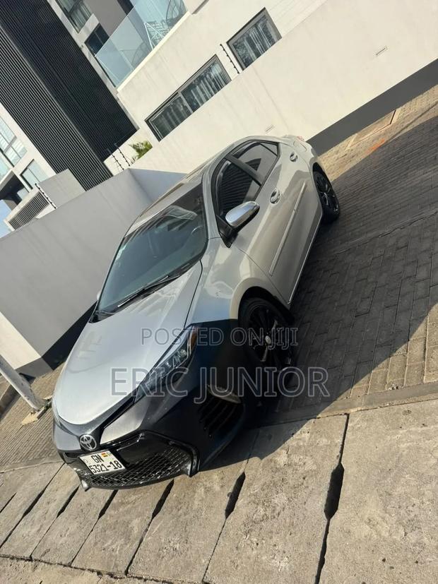 Toyota Corolla S 4dr Sedan (1.8L 4cyl CVT) 2016 Silver
