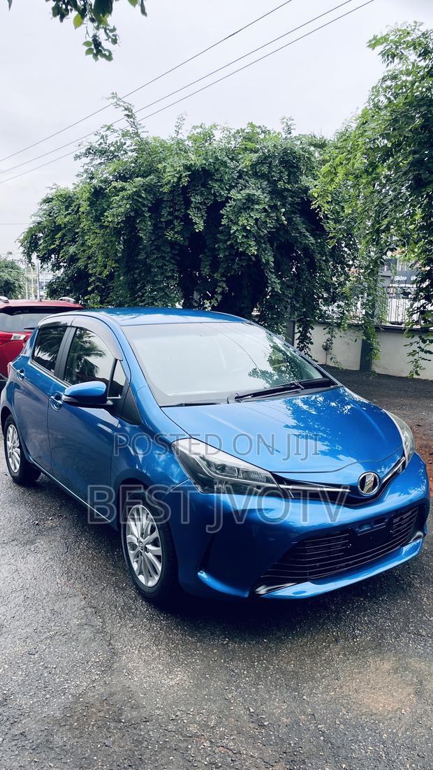Toyota Vitz 1.3 AWD 5dr 2015 Blue