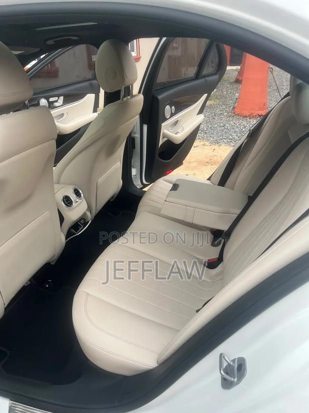 Mercedes-Benz E300 2019 White