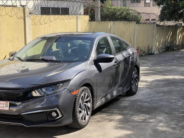Honda Civic 2020 Gray