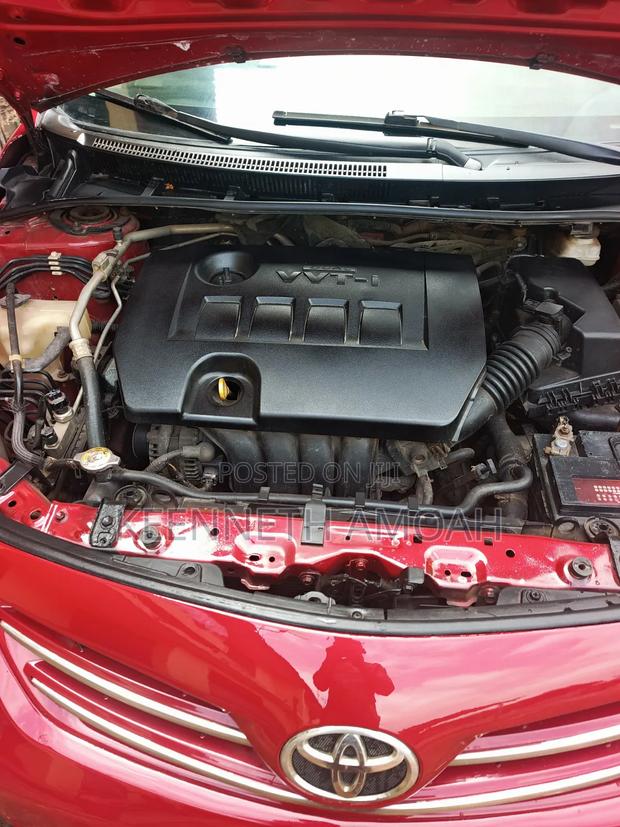 Toyota Corolla LE 4dr Sedan (1.8L 4cyl 4A) 2013 Red