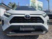 Toyota RAV4 Limited AWD 2024 White for sale