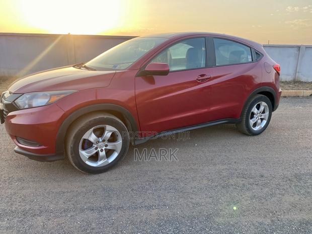Honda HR-V 4dr SUV (1.5L 4cyl CVT) 2016 Red