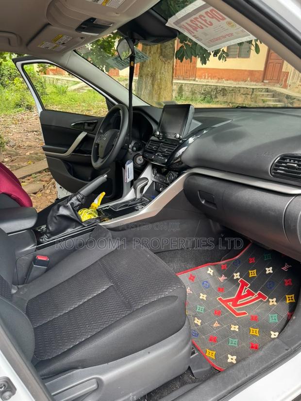 Mitsubishi Eclipse Cross 2022 White