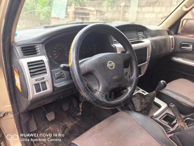 Nissan Patrol 2008 Gold
