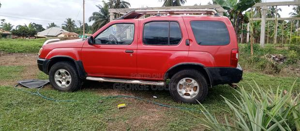 Nissan Xterra Automatic 2001 Red