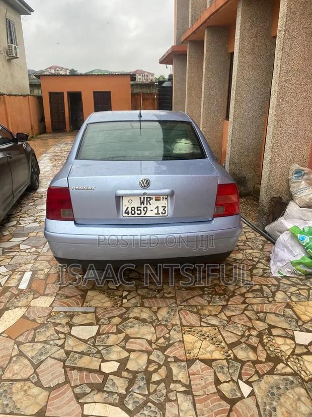 Volkswagen Passat GLS Sedan 1998 Blue