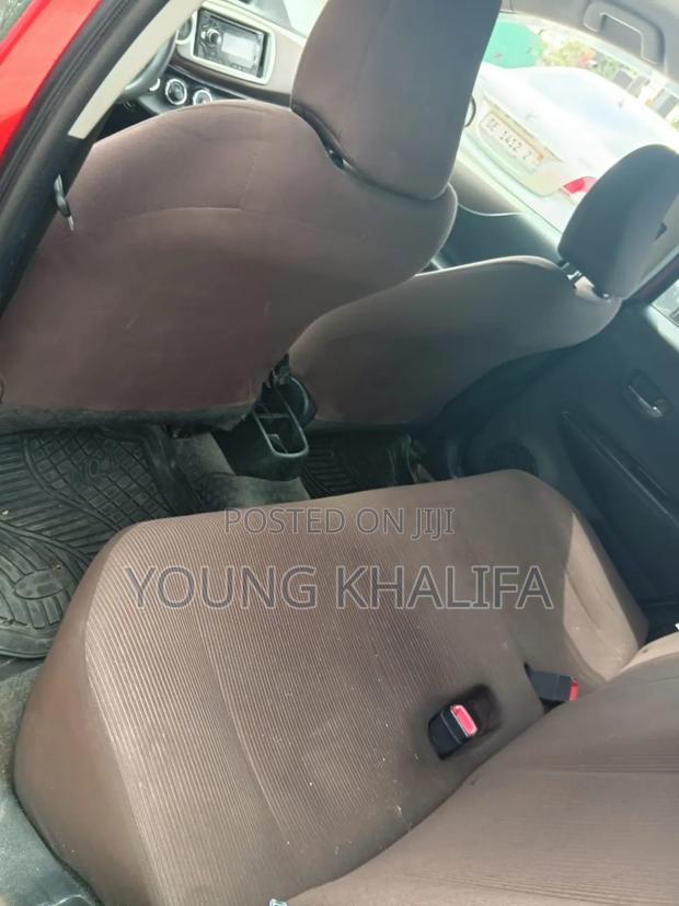 Toyota Vitz 2012 Red