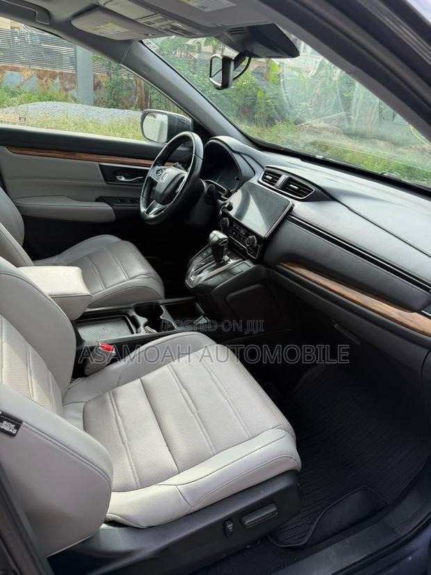 Honda CR-V 2019 Gray