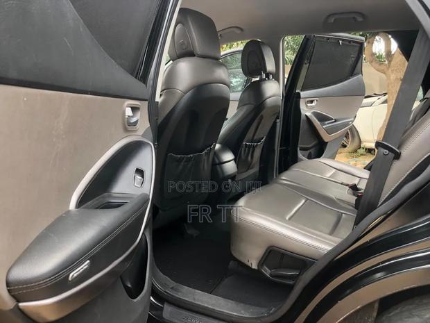 Hyundai Santa Fe 2015 Black