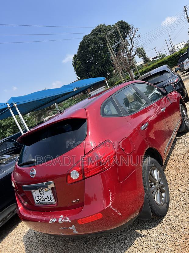 Nissan Rogue 2010 Red