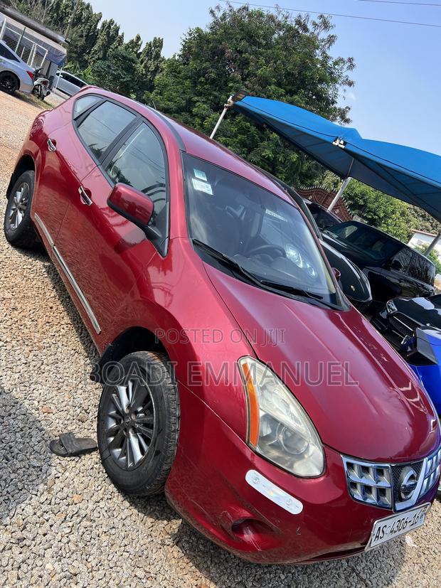 Nissan Rogue 2010 Red