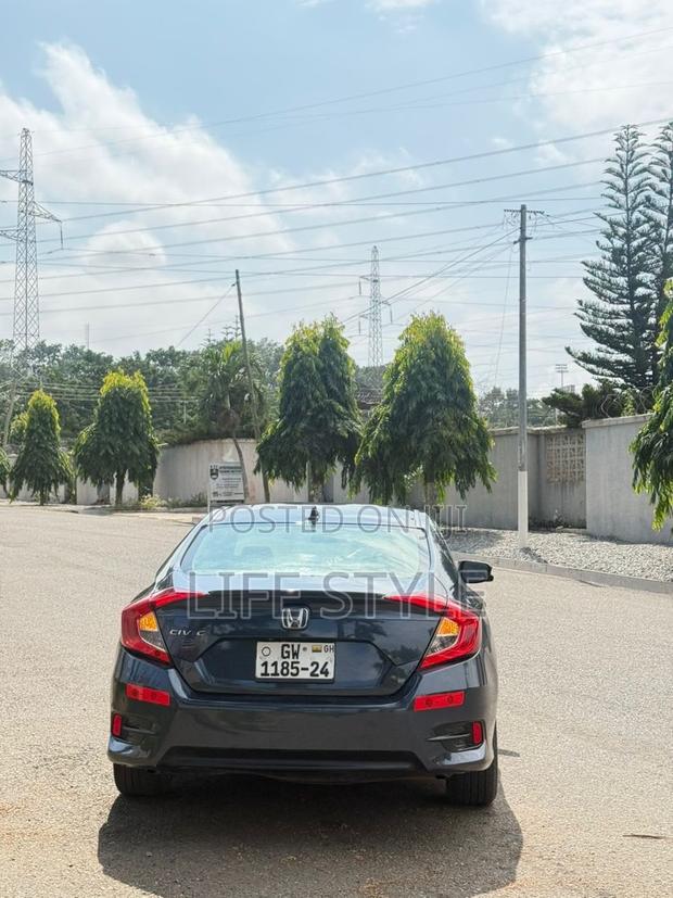 Honda Civic 2018 Gray