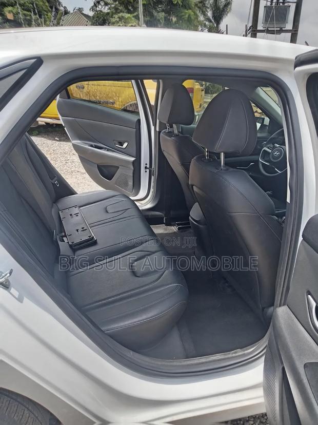 Hyundai Avante 2020 White