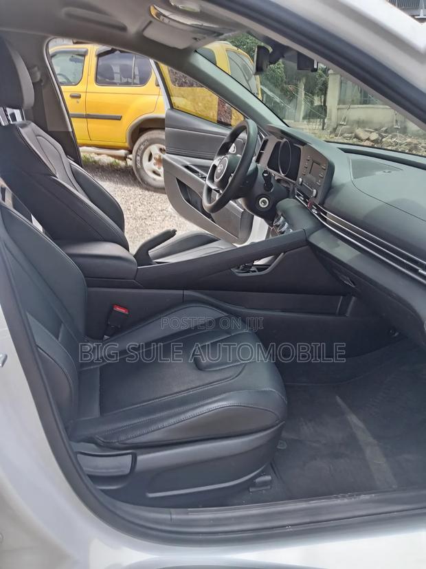 Hyundai Avante 2020 White