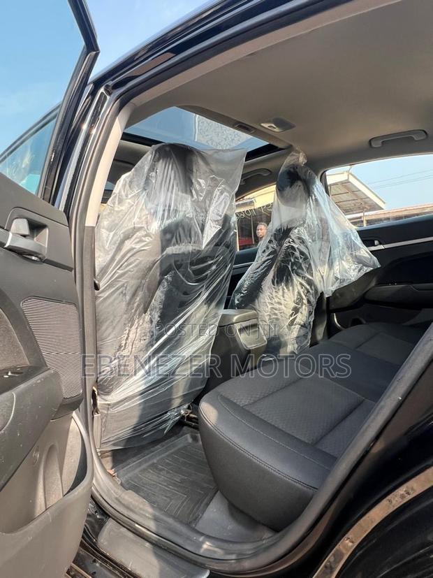 Hyundai Elantra 2020 Black