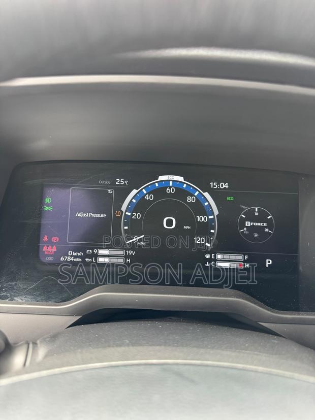 Toyota Tundra 2024 Silver