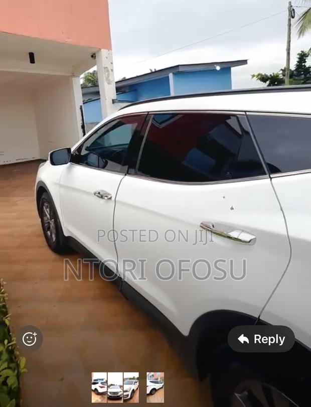 Hyundai Santa Fe SE 2012 White