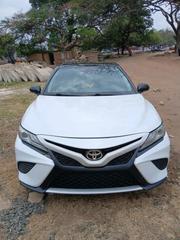 Toyota Camry XSE (2.5L 4cyl 8A) 2019 White for sale