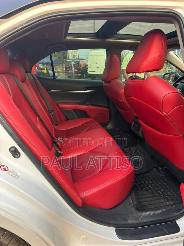 Toyota Camry XSE (2.5L 4cyl 8A) 2019 White