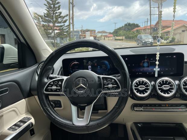 Mercedes-Benz GLB-Class GLB 250 4MATIC 2021 White