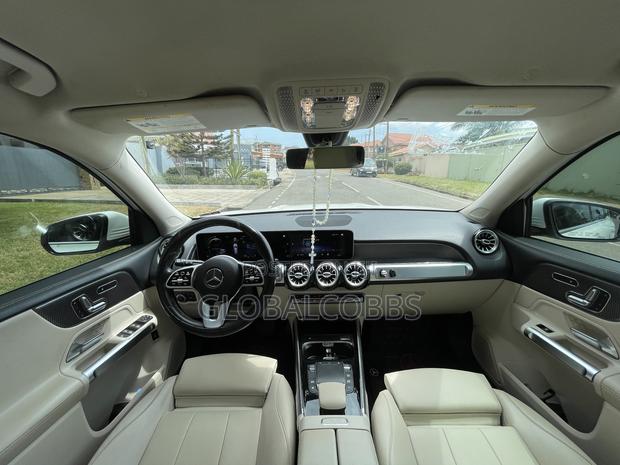 Mercedes-Benz GLB-Class GLB 250 4MATIC 2021 White